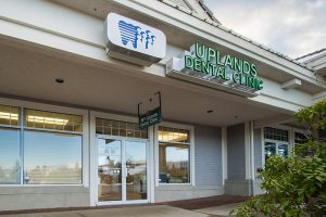 uplands dental clinic in nanaimo